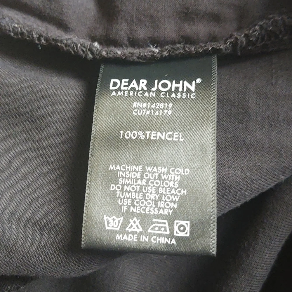 DEAR John Joggers - Picture 7 of 7